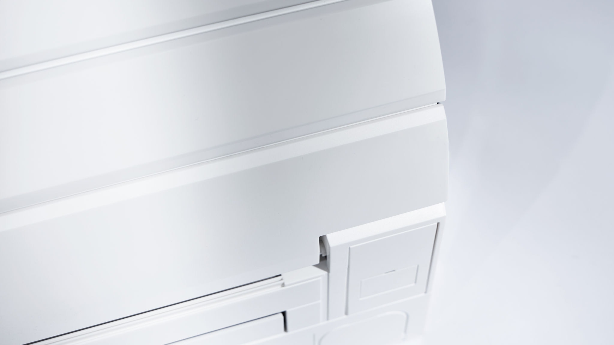 Ururu Sarara climate-control system